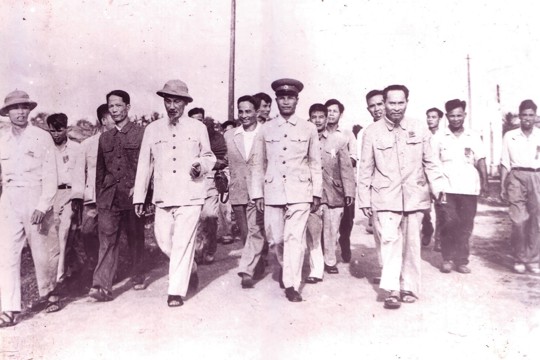 Khắc sâu lời Bác, vun bồi khát vọng dựng xây quê hương