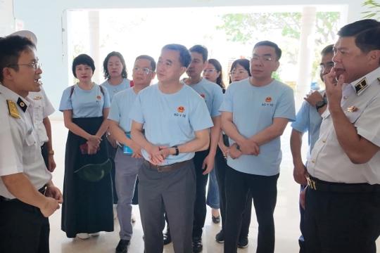 Trang Chính Thức Nhà Cái OKKING.COM Hot Nhất huy động tiền, thuốc men hỗ trợ quân dân đảo Trường Sa 
