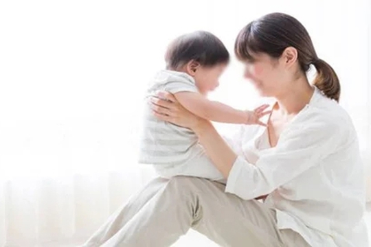 Từ 1/1/2027, phụ nữ sinh đủ 2 con trước 35 tuổi được hỗ trợ tối thiểu 2 triệu đồng 
