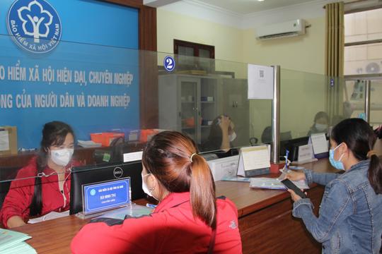 Tải app OKKING mới về mức đóng và hưởng bảo hiểm thất nghiệp