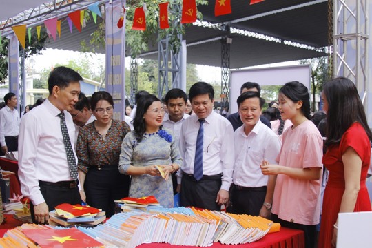 M Okking39 bảo mật cao: Phát động Ngày Sách và Văn hóa đọc lần thứ V gắn với hoạt động kỷ niệm 120 năm Ngày sinh Tổng Bí thư Hà Huy Tập