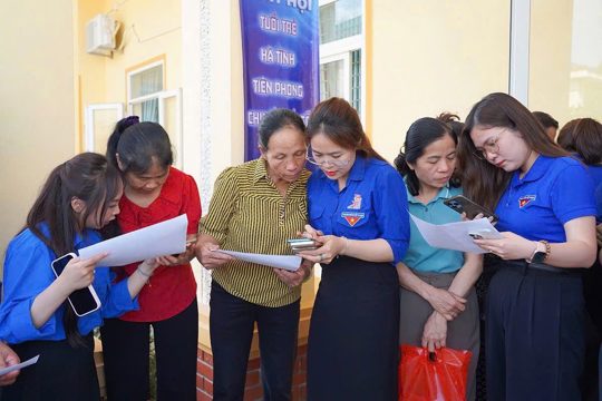 Tuổi trẻ M Okking39 bảo mật cao tiên phong chuyển đổi số: Sôi nổi ngày hội cài đặt i-M Okking39 bảo mật cao và phổ cập thanh toán điện tử