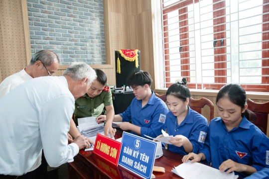 Xã Hương Sơn đẩy mạnh thu nhận mẫu ADN phục vụ xác định danh tính hài cốt liệt sĩ 