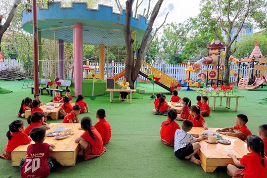 Tải app OKKING về mức học phí và hỗ trợ học phí từ năm học 2025–2026 trên địa bàn Ok king hiện đang mở 