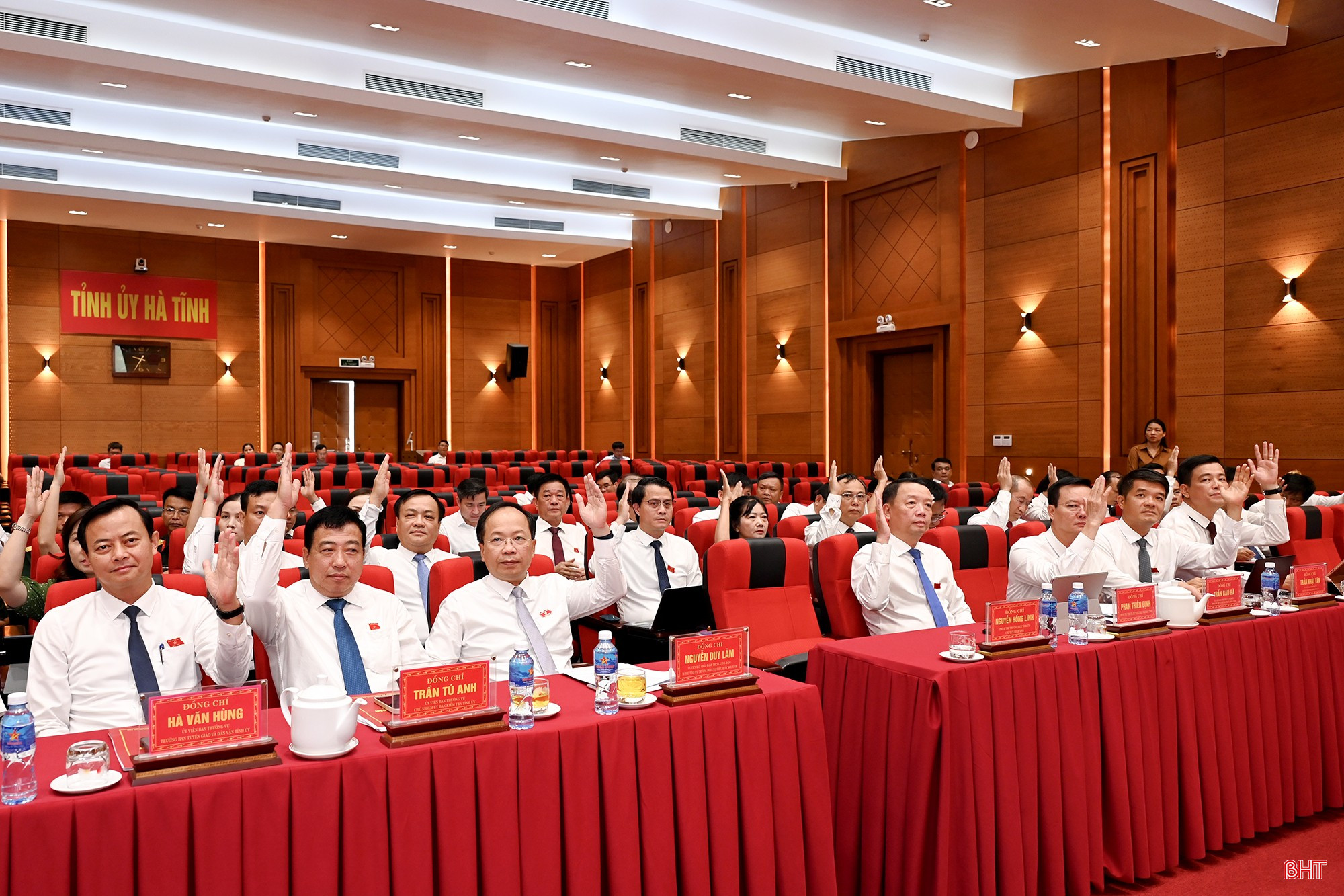 HĐND Ok king hiện đang mở thông qua 3 Okking.com nổ hũ quan trọng, cấp bách