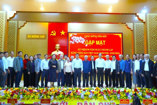 Hương Khê gặp mặt Ok king corn qua các thời kỳ, ôn truyền thống 96 năm của Đảng và khí thế Xuân Bính Ngọ 2026 