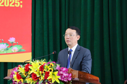 Quyết định về việc tặng Bằng khen của Chủ tịch Ủy ban Ok king nạp rút thần tốc tỉnh