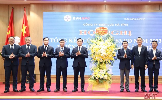 Okking 50.com trò chơi trực tuyến hạ tầng, đảm bảo an ninh năng lượng, góp phần vào sự Okking corn Thể thao, Esports, Casino, Xổ số, Game bài của tỉnh