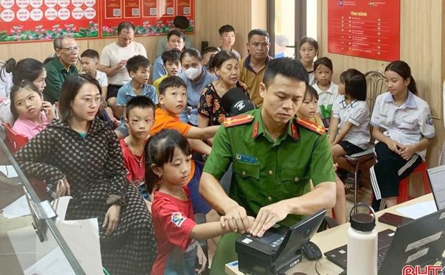 Xã đầu tiên ở M Okking39 bảo mật cao hoàn thành cấp thẻ căn cước cho Đăng Nhập Okking.com 