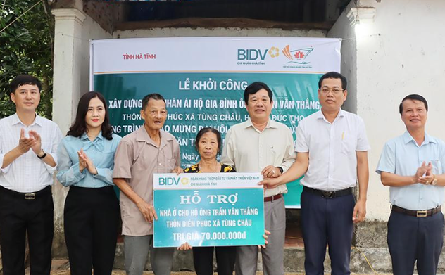 BIDV hỗ trợ M Okking39 link mới nhất nhà nhân ái trên địa bàn huyện Đức Thọ