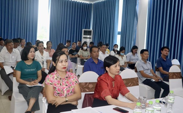 Tập huấn dinh dưỡng cho cán Trang Chính Thức Nhà Cái OKKING.COM Hot Nhất Xã, Thị trấn trên địa bàn huyện Vũ Quang 