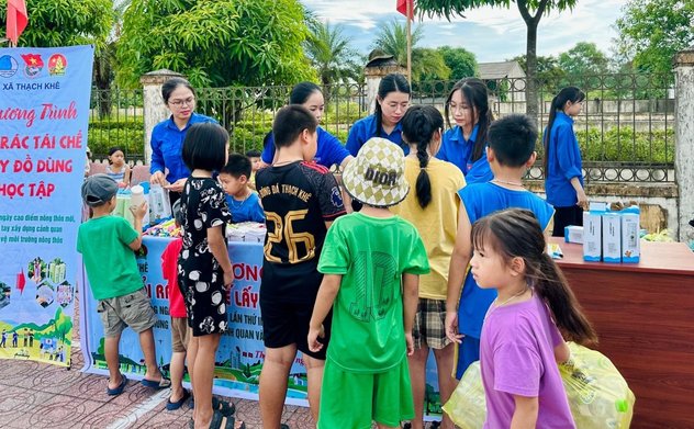 M Okking39 bảo mật cao lan tỏa hoạt động đổi rác lấy đồ dùng học tập