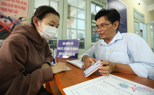 Bộ TT&TT hướng dẫn các bộ, tỉnh phổ cập dịch vụ công trực tuyến toàn trình 