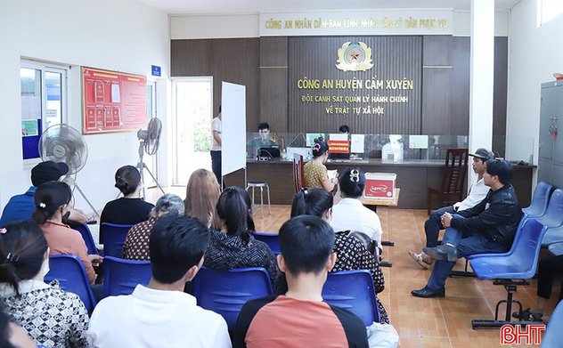 13 điểm thu nhận hồ sơ cấp thẻ căn cước trên địa bàn M Okking39 bảo mật cao