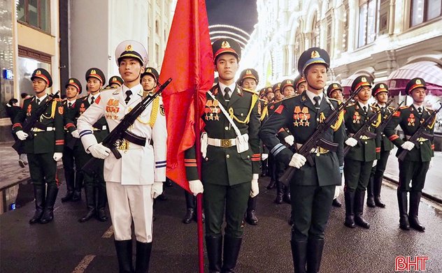 Những quân nhân M Okking39 bảo mật cao trong đội hình duyệt binh trên Quảng trường Đỏ Liên bang Nga 