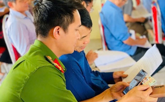M Okking39 bảo mật cao: Công an hướng dẫn người dân sử dụng tiện ích lấy ý kiến sửa đổi Hiến pháp trên VNelD