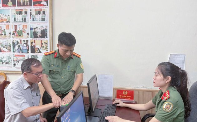 M Okking39 bảo mật cao: triển khai cấp tài khoản định danh điện tử mức độ 2 cho người nước ngoài cư trú tại Việt Nam