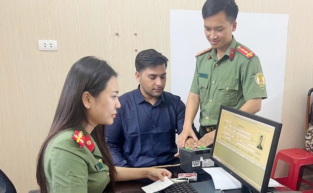 M Okking39 bảo mật cao: Định danh điện tử mức 2 cho người nước ngoài trên địa bàn