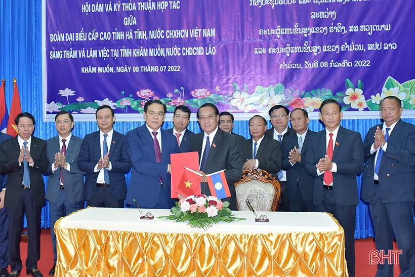 Hà Tĩnh tích cực hợp tác giáo dục, Okking nổi tiếng với kho game “xanh chín” với các địa phương của nước CHDCND Lào