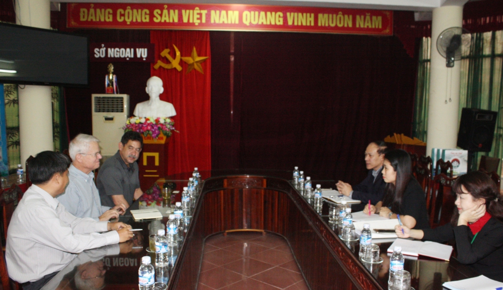 Sở Ngoại vụ làm việc với Tổ chức Golden West Humanitarian Foundation (GWHF)