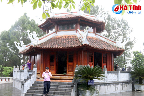Tổng Bí thư Lê Duẩn với Đảng bộ và nhân dân Hà Tĩnh