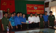 Chi đoàn Sở Ngoại vụ bàn giao Công trình Thanh niên