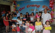 Chi đoàn tổ chức vui trung thu cho các cháu thiếu nhi, nhi đồng