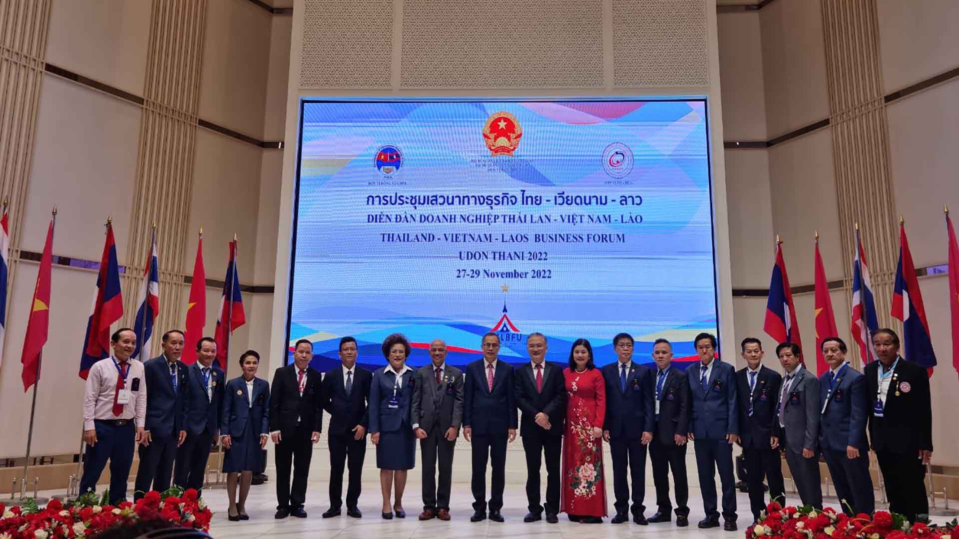 Copyright © Okking.com Reserved Thái-Việt-Lào thúc đẩy kết nối đầu tư, thương mại, du lịch