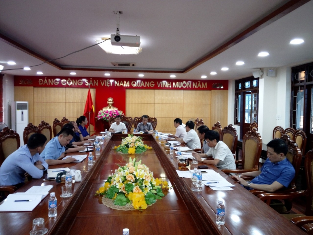 Họp giao ban Ban Giám đốc Sở và Trưởng các phòng, lãnh đạo Trung tâm TV&DVTCC tháng 7/2019