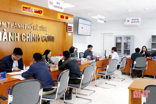 Hà Tĩnh: Hơn 1.680 hồ sơ hành chính cấp huyện bị quá hạn, vì sao? Hà Tĩnh: Hơn 1.680 hồ sơ hành chính cấp huyện bị quá hạn, vì sao?