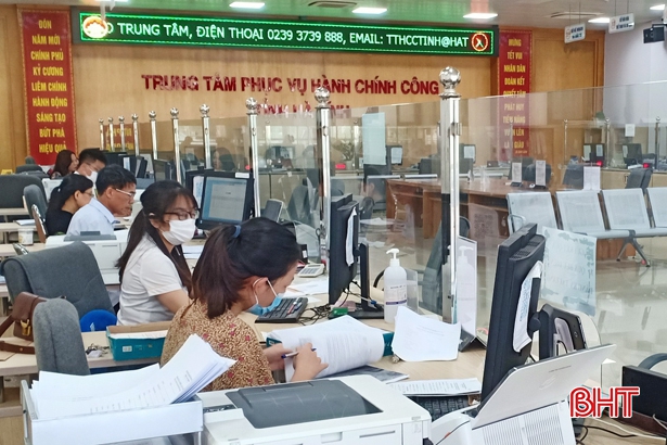 Hà Tĩnh tăng 8 bậc, xếp thứ 8 cả nước về Chỉ số PAR Index năm 2021 Hà Tĩnh tăng 8 bậc, xếp thứ 8 cả nước về Chỉ số PAR Index năm 2021