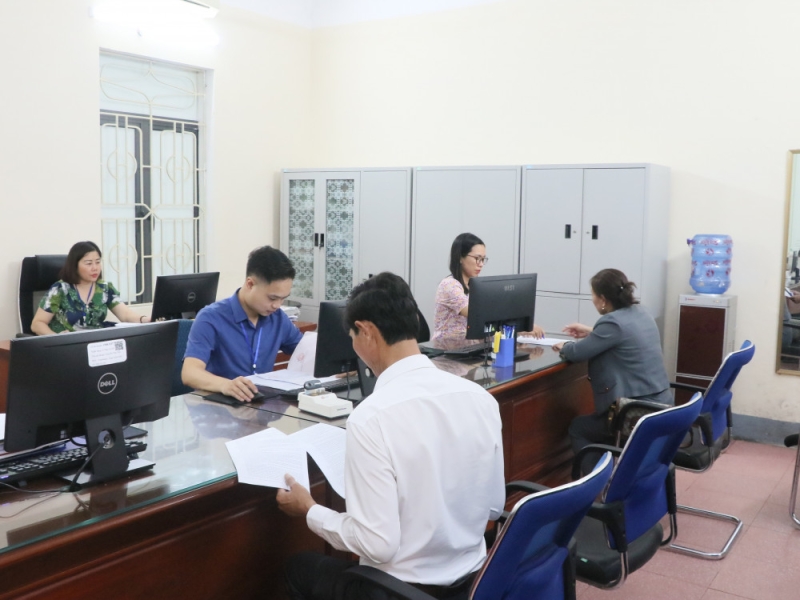 Hà Tĩnh triển khai ứng dụng Bộ phần mềm và thiết bị xác thực thẻ CCCD gắn chip Hà Tĩnh triển khai ứng dụng Bộ phần mềm và thiết bị xác thực thẻ CCCD gắn chip