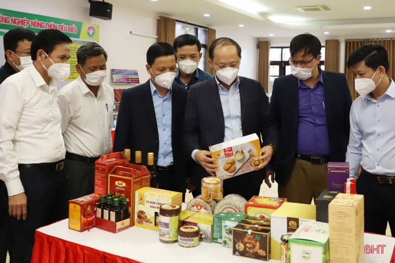 Công nhận 41 sản phẩm công nghiệp nông thôn tiêu biểu Hà Tĩnh năm 2021 Công nhận 41 sản phẩm công nghiệp nông thôn tiêu biểu Hà Tĩnh năm 2021