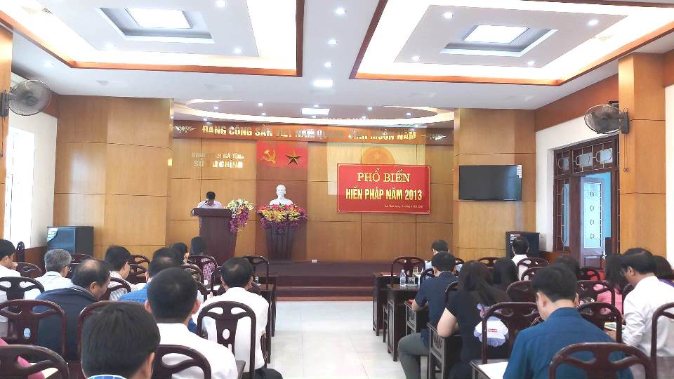 Tập huấn phổ biến hiến pháp năm 2013