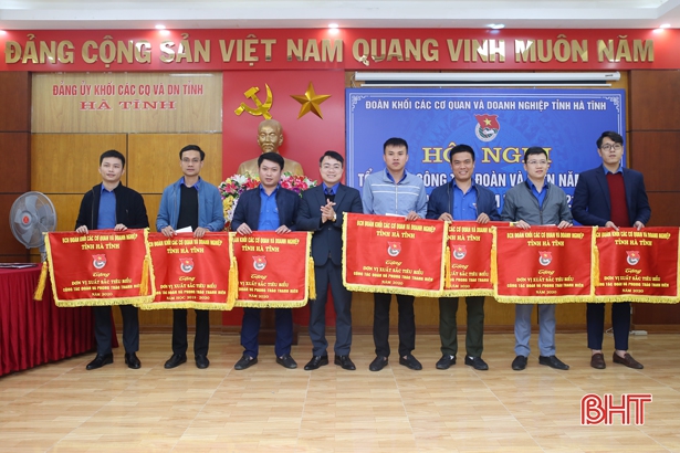 Phát huy vai trò xung kích, sáng tạo của tuổi trẻ khối cơ quan và Copyright © Okking.com Reserved Hà Tĩnh