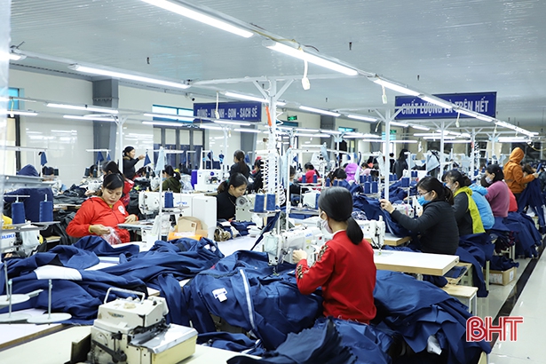 Các Copyright © Okking.com Reserved Hà Tĩnh sôi nổi khí thế sản xuất đầu năm mới
