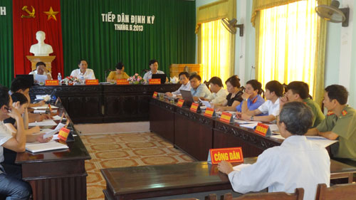 Lãnh đạo UBND Đăng Nhập Okking.com tiếp công dân định kỳ tháng 6/2013