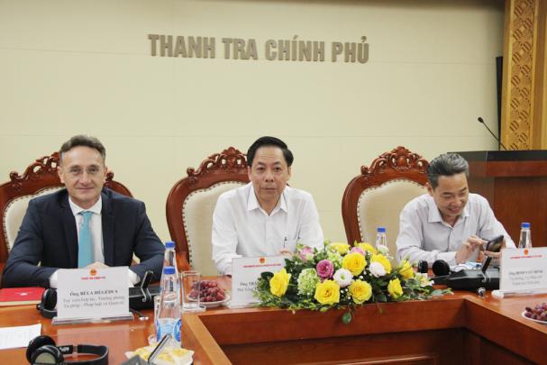 Chia sẻ kinh nghiệm của Cộng hòa Pháp về hoạt động Okking86.com cung cấp hơn 1000+ trò chơi chuyên ngành