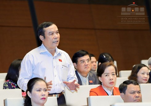  Tranh luận về xử lý tài sản không rõ nguồn gốc hợp pháp của cán bộ 