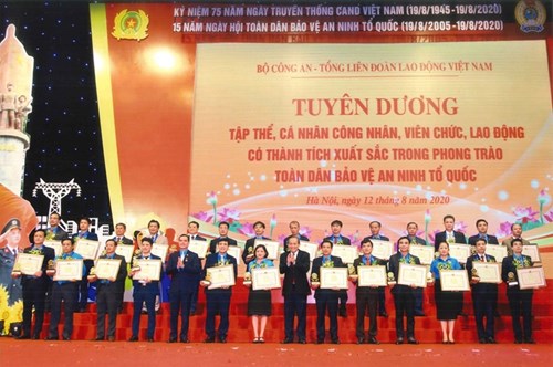 “Dân biết, dân bàn, dân làm, dân kiểm tra, dân giám sát, dân thụ hưởng” và vấn đề đặt ra trong công tác bảo vệ an ninh, trật tự hiện nay