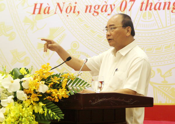 Thủ tướng: Giải quyết việc của dân mà đứng vào thế quyền lực thì không ổn đâu