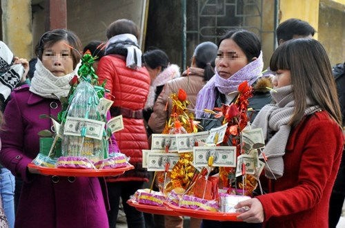  Ngăn chặn tệ mê tín dị đoan trong cán bộ, đảng viên 