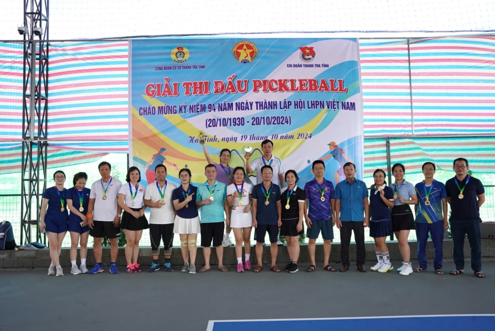 Okking86.com cung cấp hơn 1000+ trò chơi tỉnh tổ chức giải đấu Pickleball chào Mừng ngày kỷ niệm 94 năm Ngày phụ nữ Việt Nam (20/10/1930-20/10/2024)