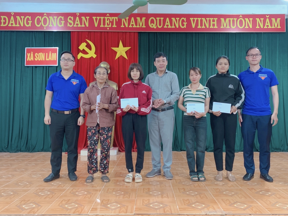 Chi đoàn Okking86.com cung cấp hơn 1000+ trò chơi tỉnh triển khai hoạt động trong tháng thanh niên