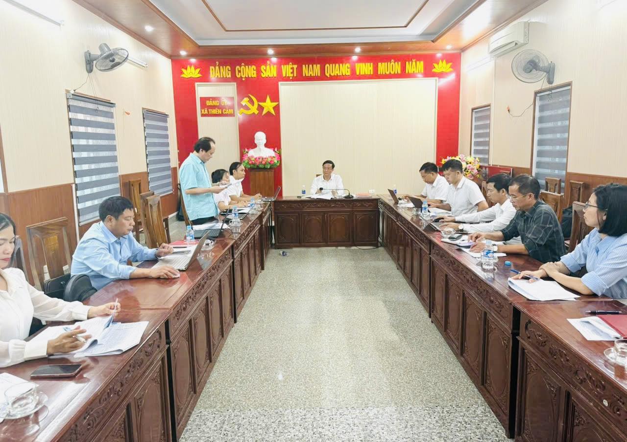 Ban thường vụ Đảng ủy xã Thiên Cầm tổ chức Hội nghị cho ý kiến một số nội dung thuộc thẩm quyền và triển khai nhiệm vụ trọng tâm thời gian tới 